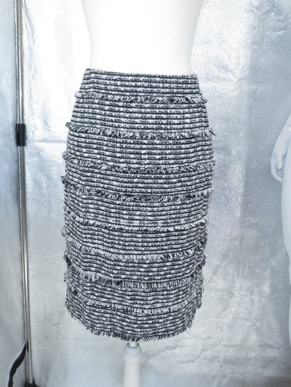 Doncaster Tweed Fringe Pencil Skirt Black White sz 12 Classic Office Work Skirt